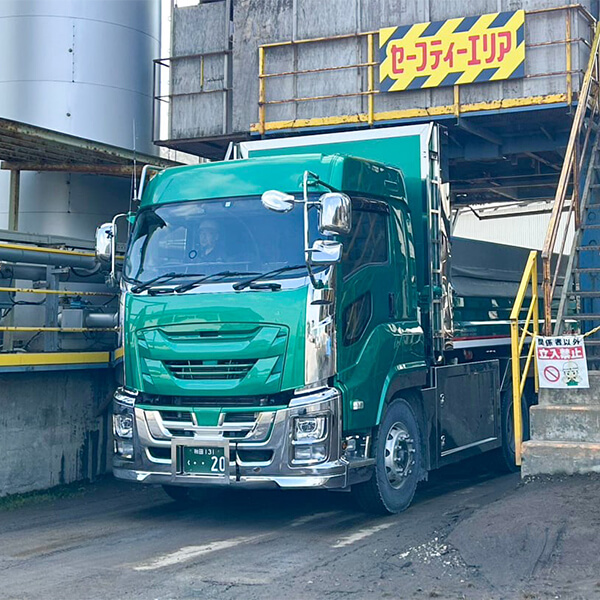 アスファルト運搬