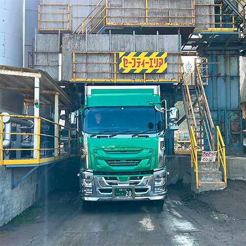 ダンプ作業イメージ3